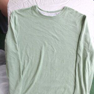 Orvis Womens T-shirt Long Sleeve medium Classic Collection Green Pullover